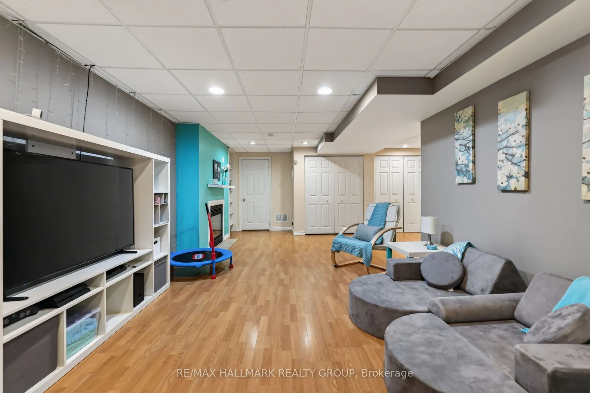 23 North Harrow Drive