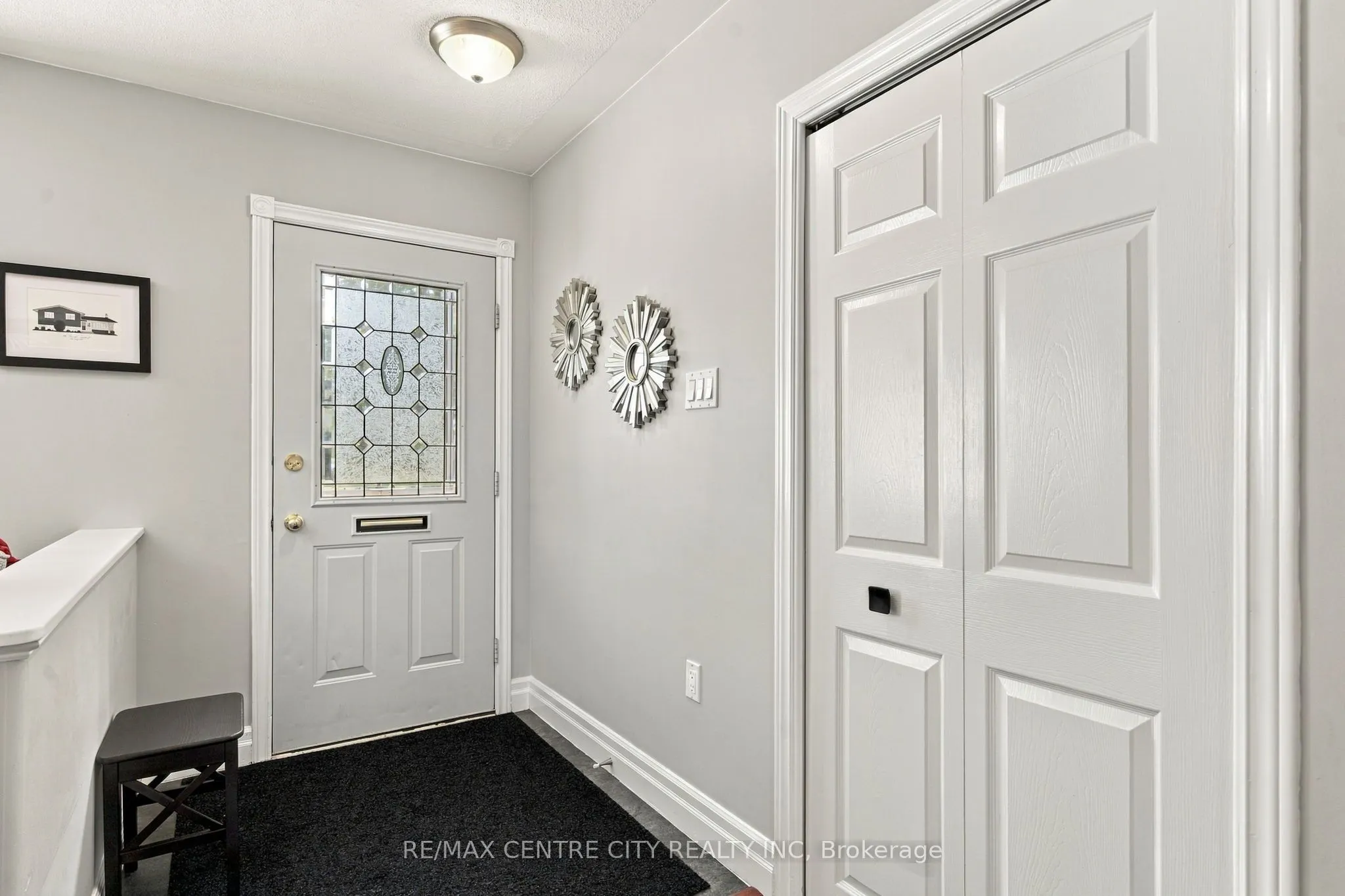 96 Tweed Crescent