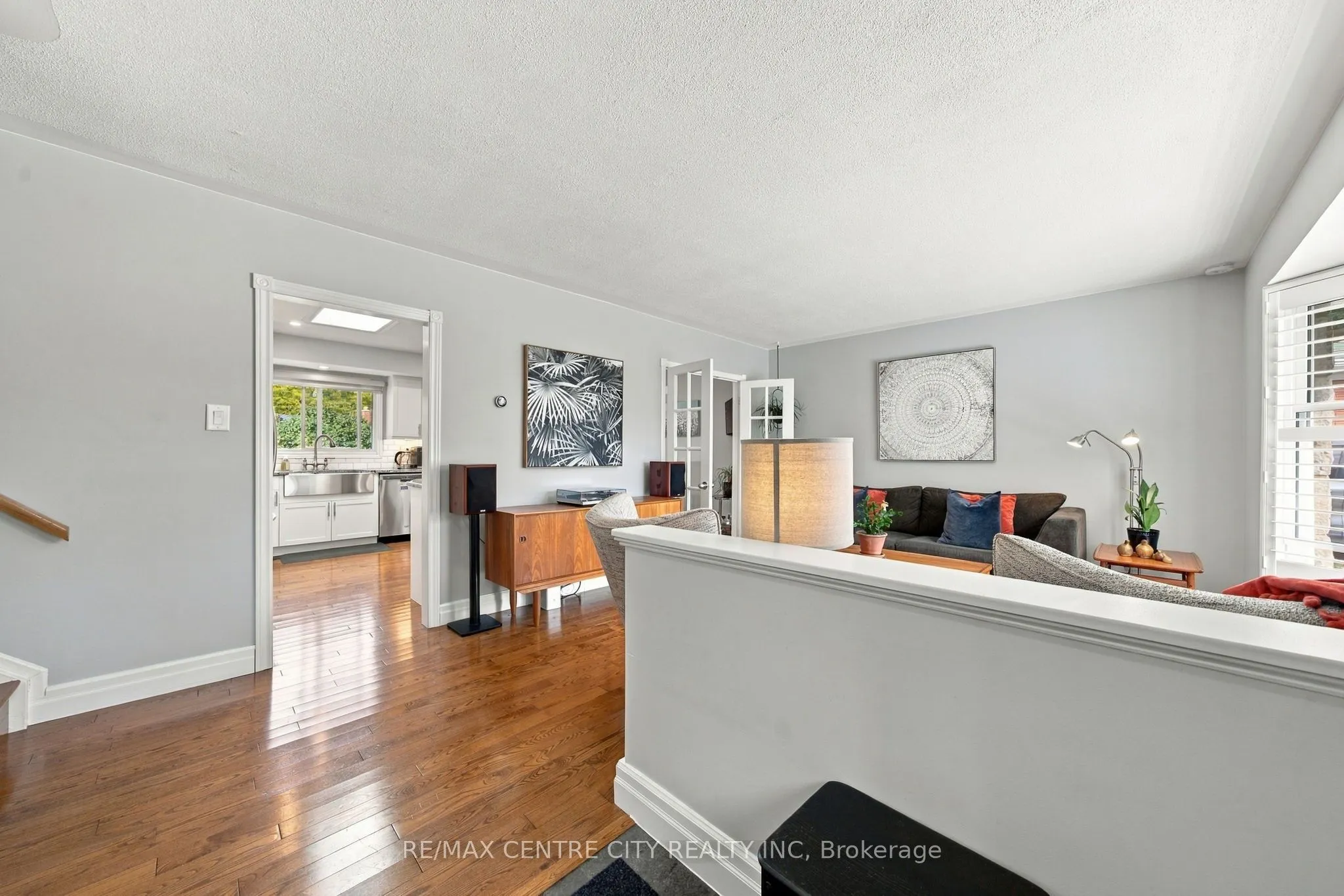 96 Tweed Crescent