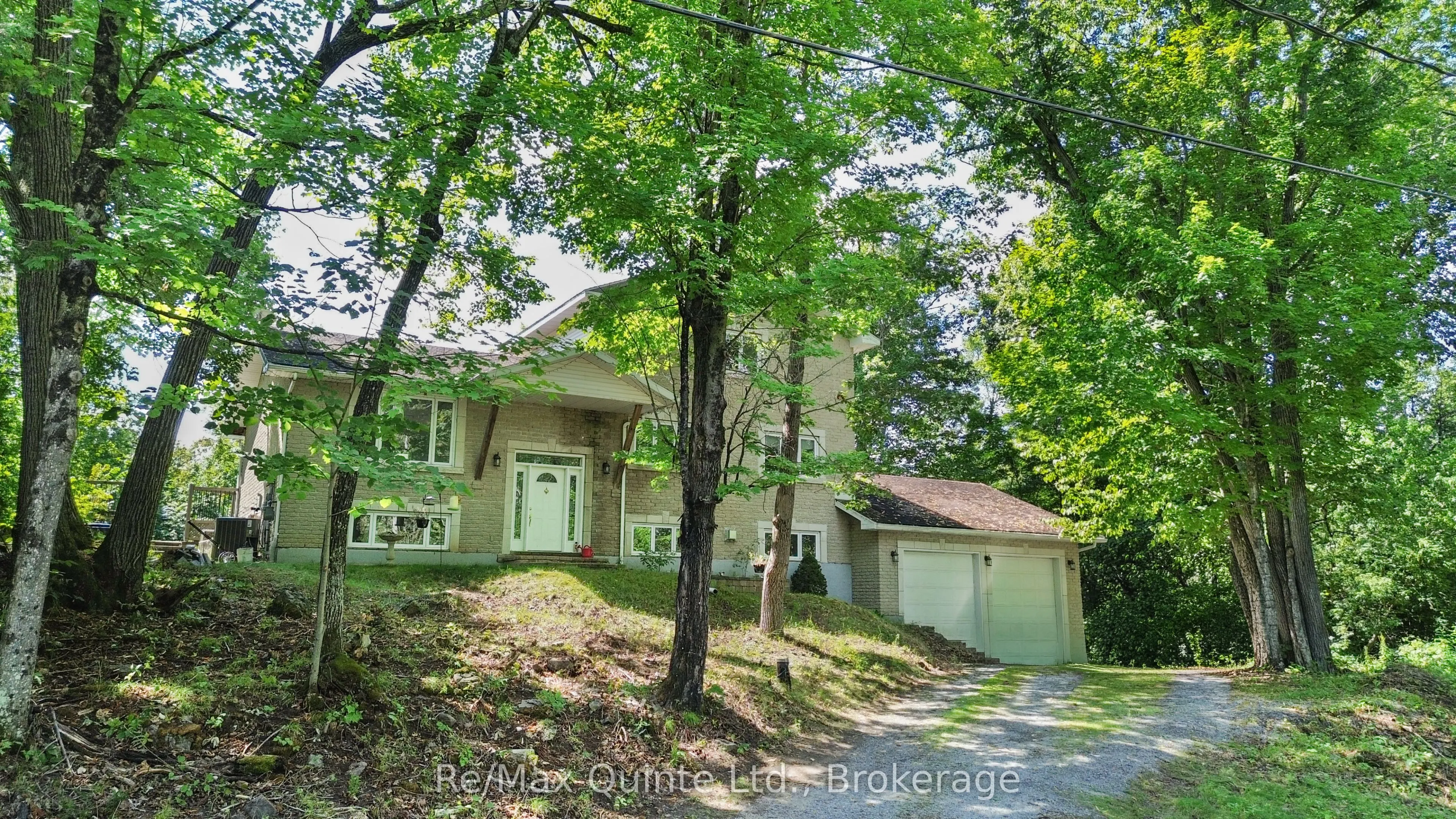49 North Shore Lane