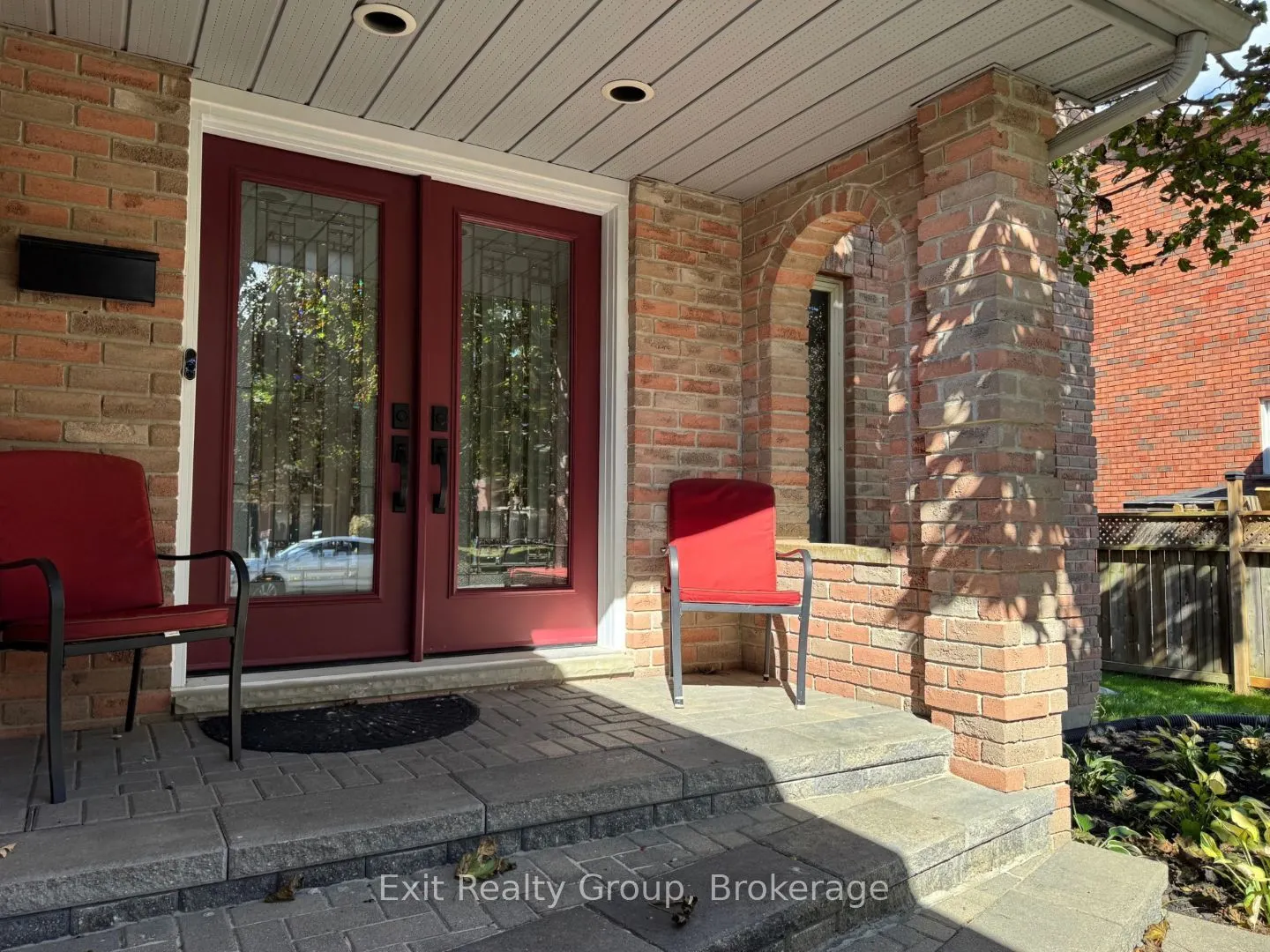 17 Bridlewood Lane
