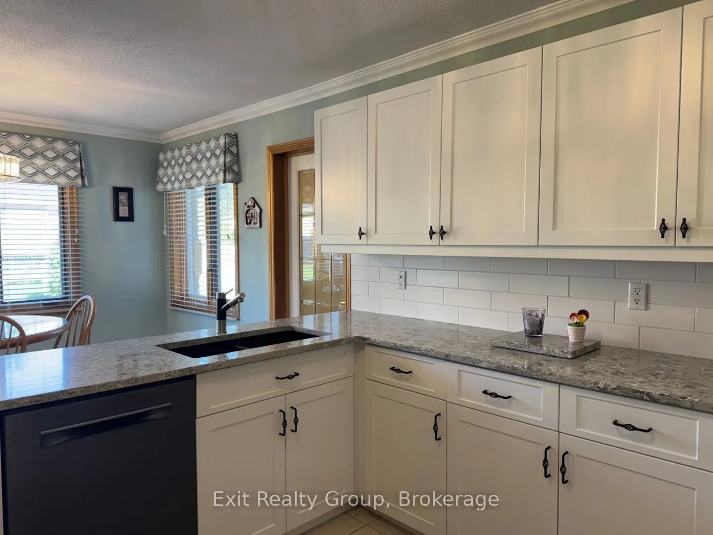 17 Bridlewood Lane