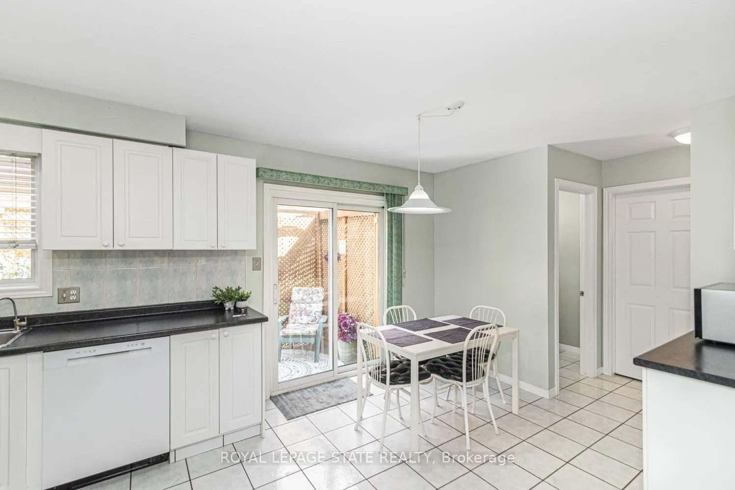 10 Richview Drive