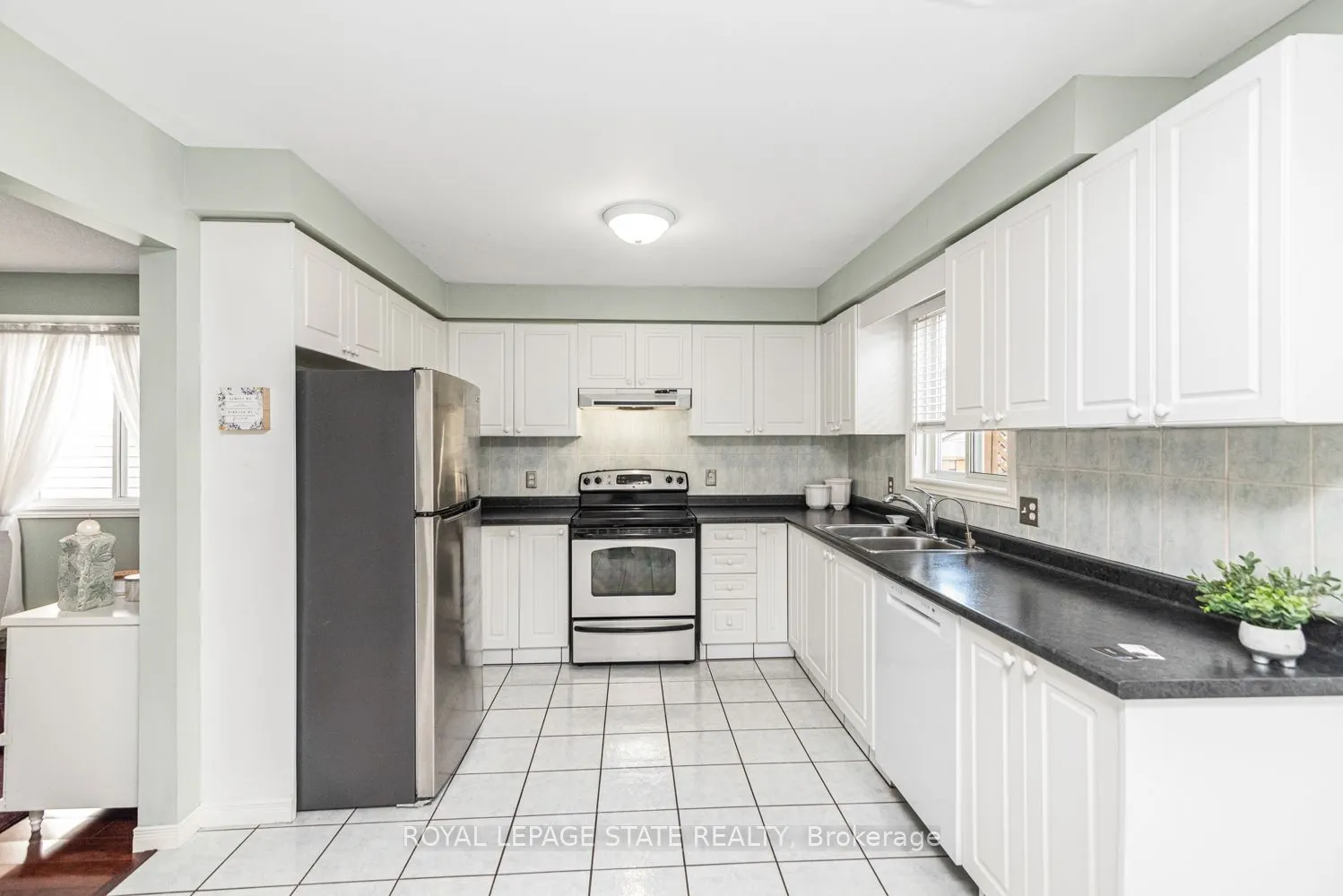 10 Richview Drive