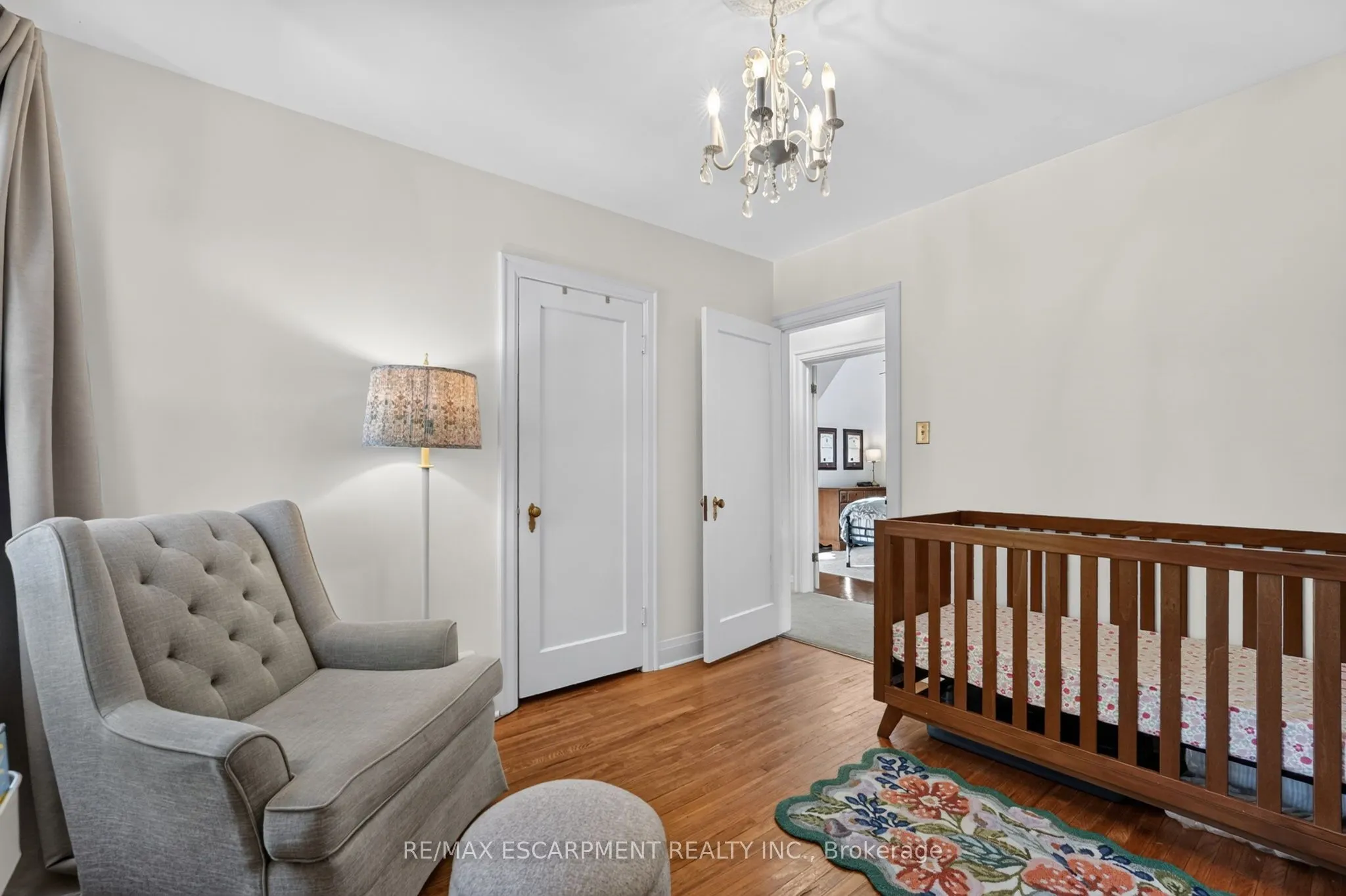 78 CAMERON Avenue S