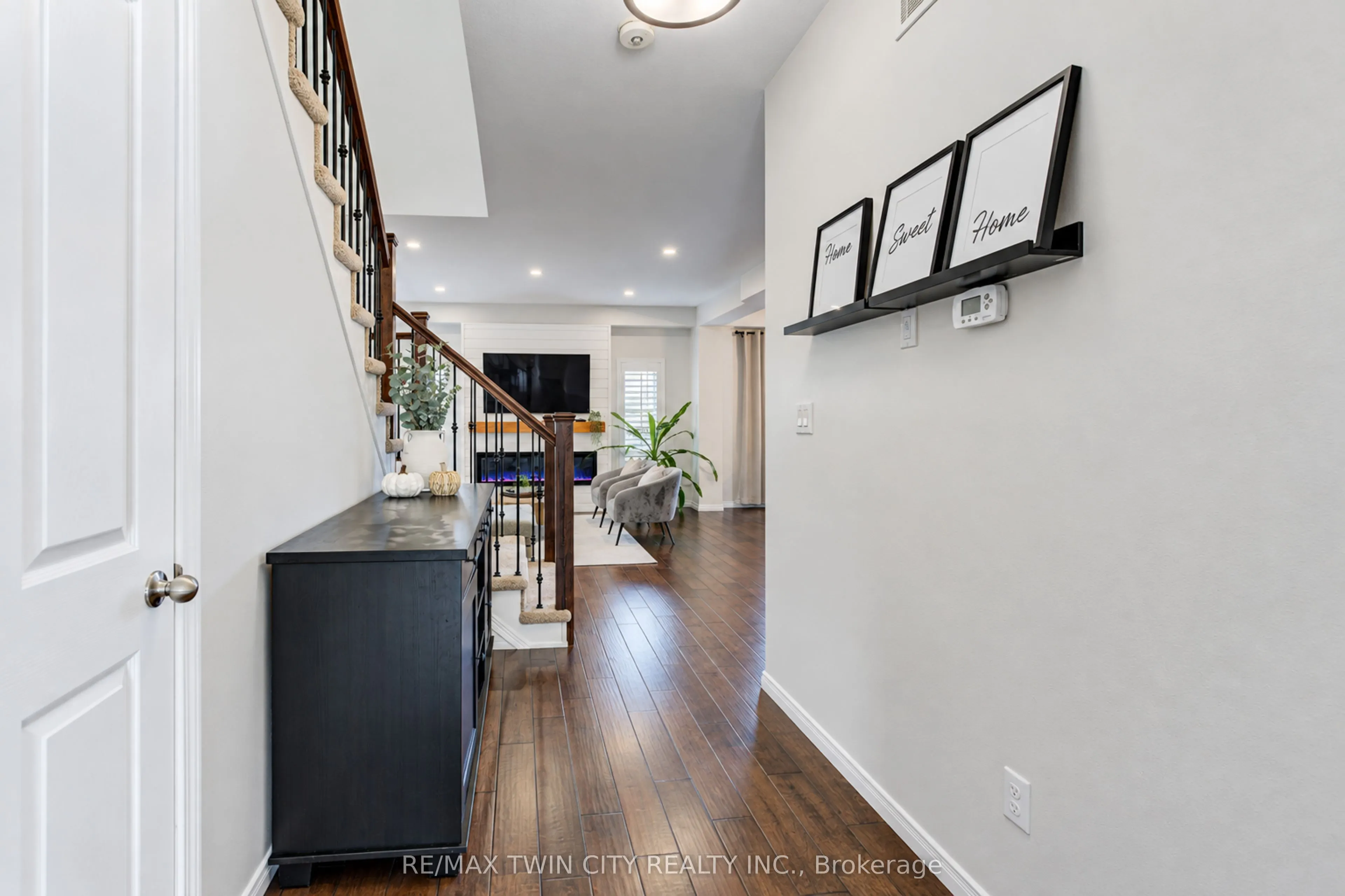 541 Brittania Crescent