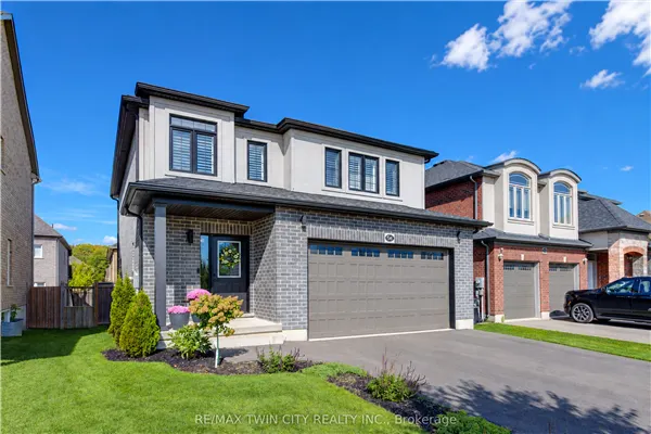 541 Brittania Crescent
