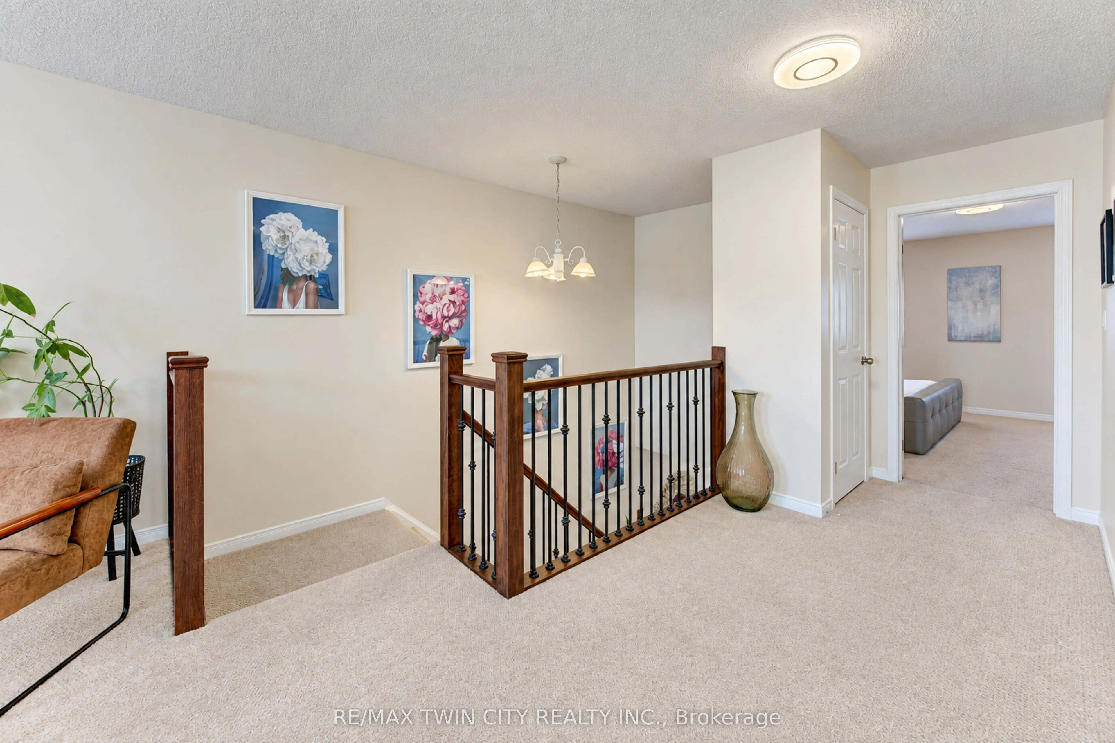 541 Brittania Crescent
