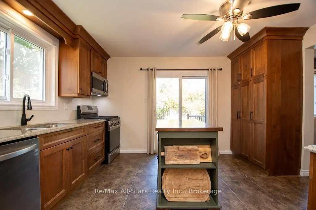 1118 Huntington Circle