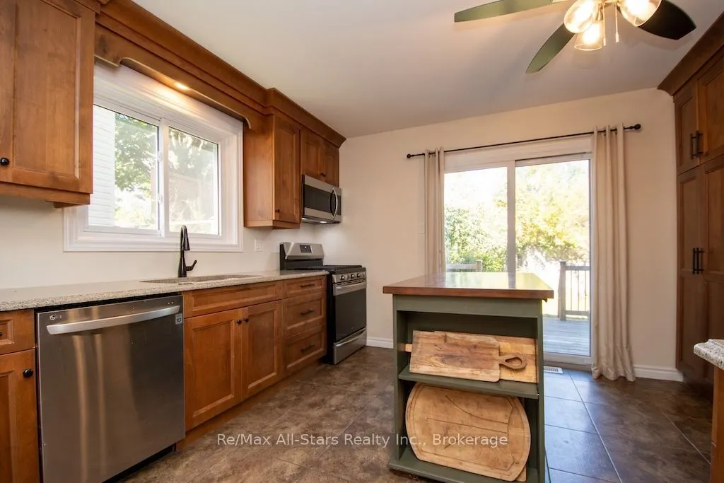 1118 Huntington Circle