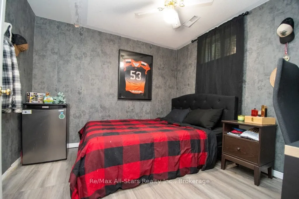 1118 Huntington Circle