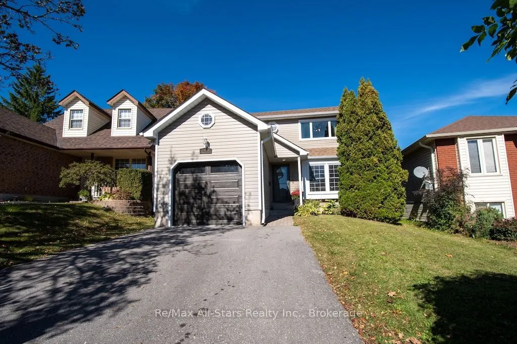 1118 Huntington Circle