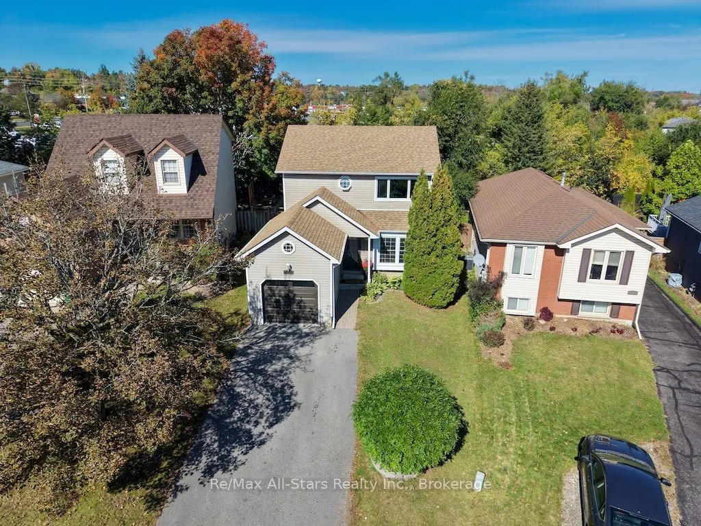 1118 Huntington Circle