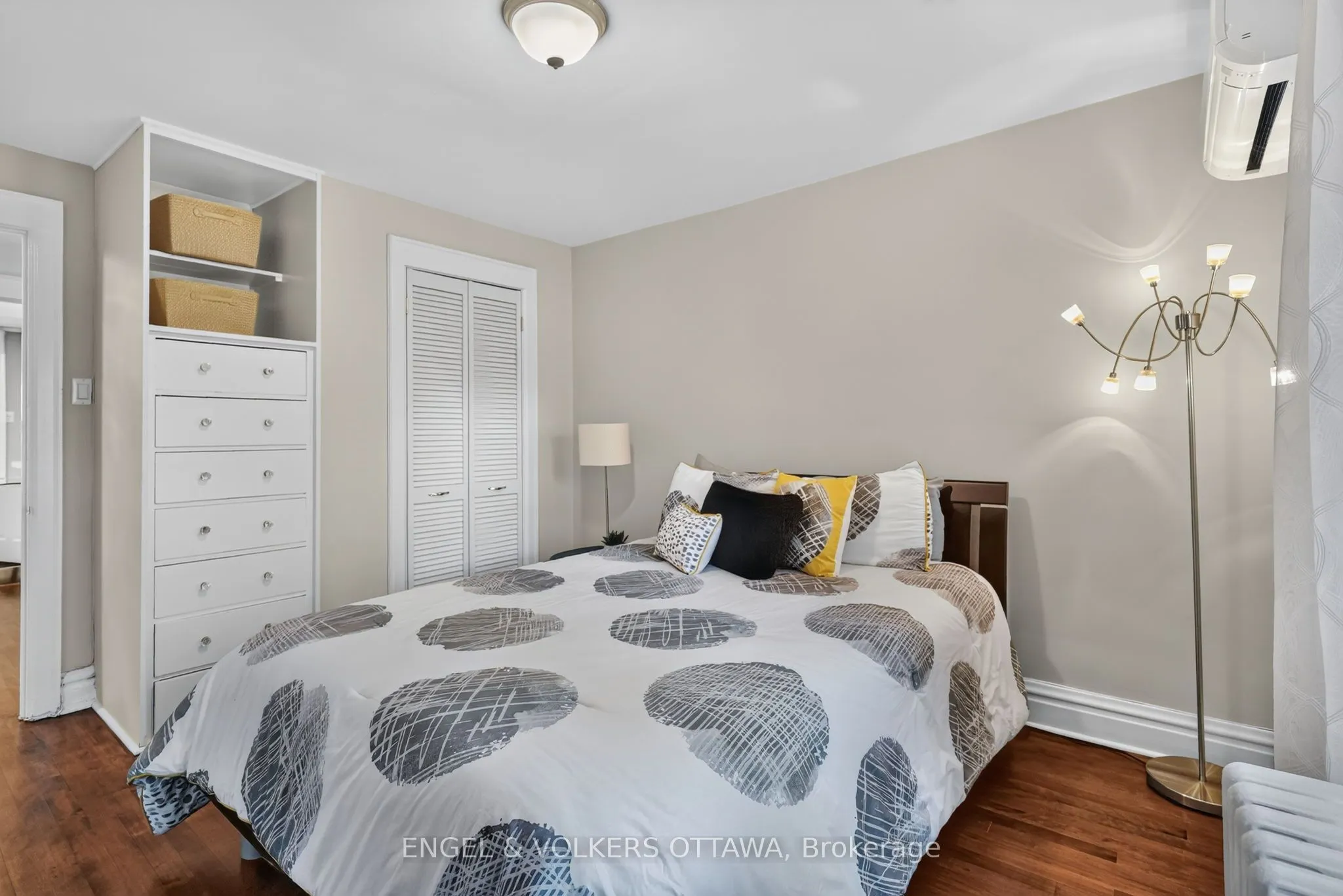 122 Renfrew Avenue