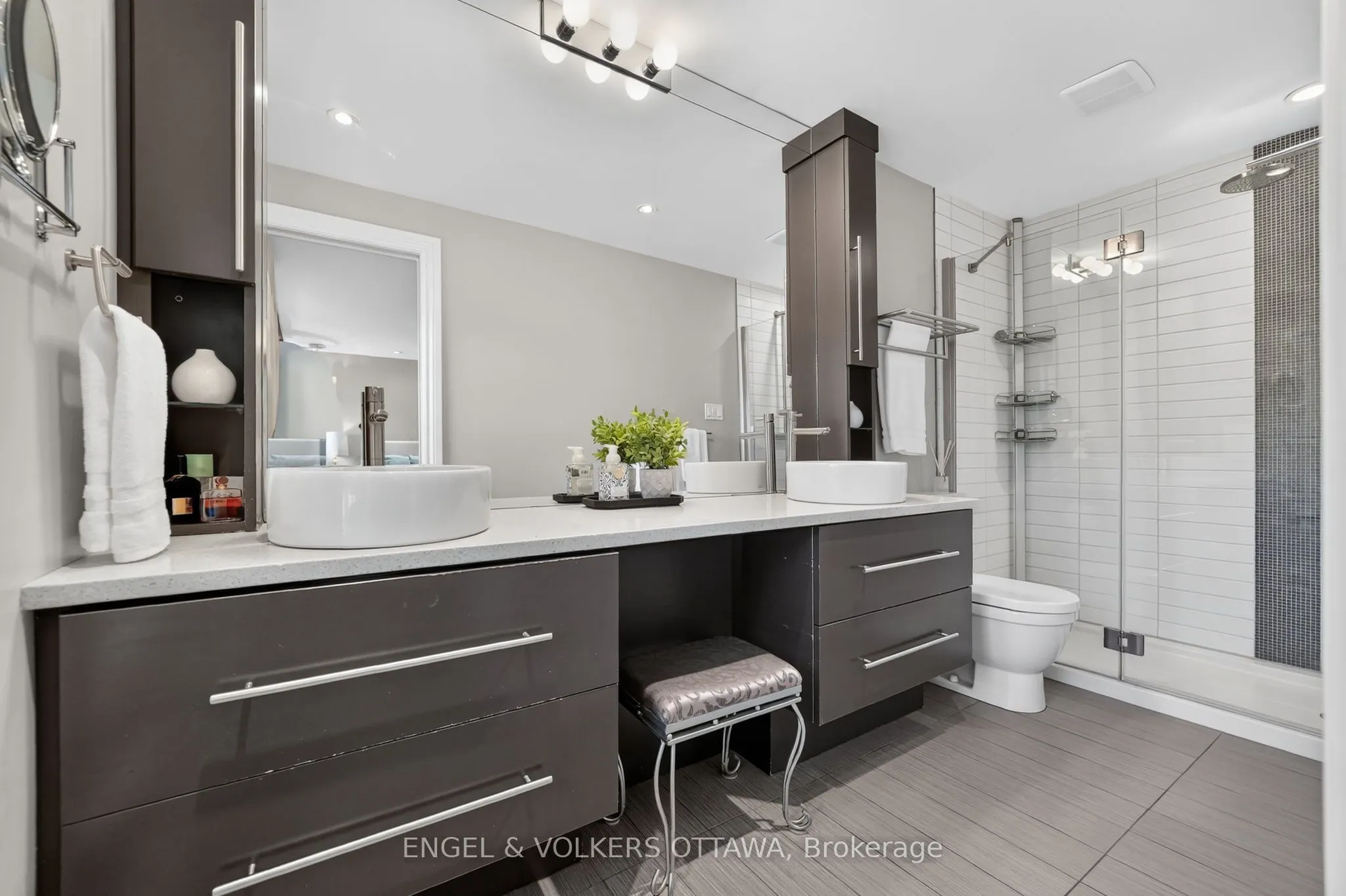 122 Renfrew Avenue