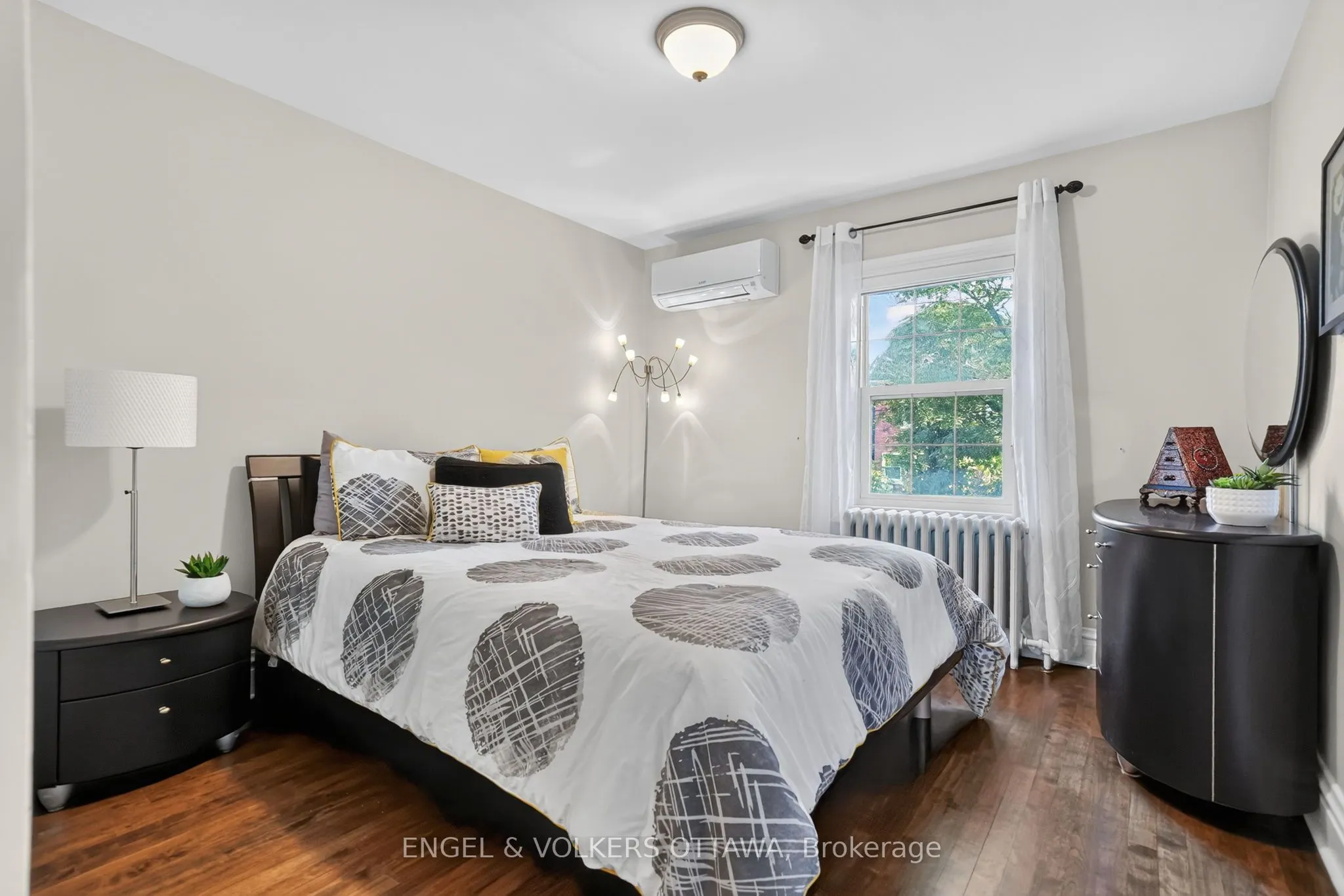 122 Renfrew Avenue