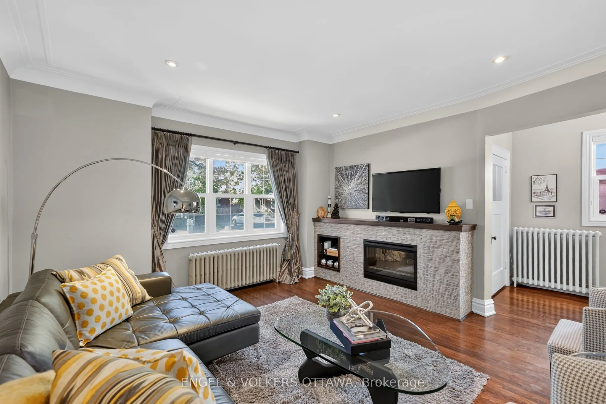122 Renfrew Avenue
