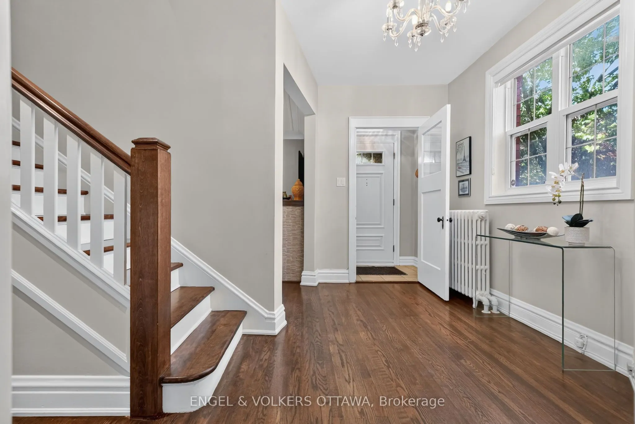 122 Renfrew Avenue