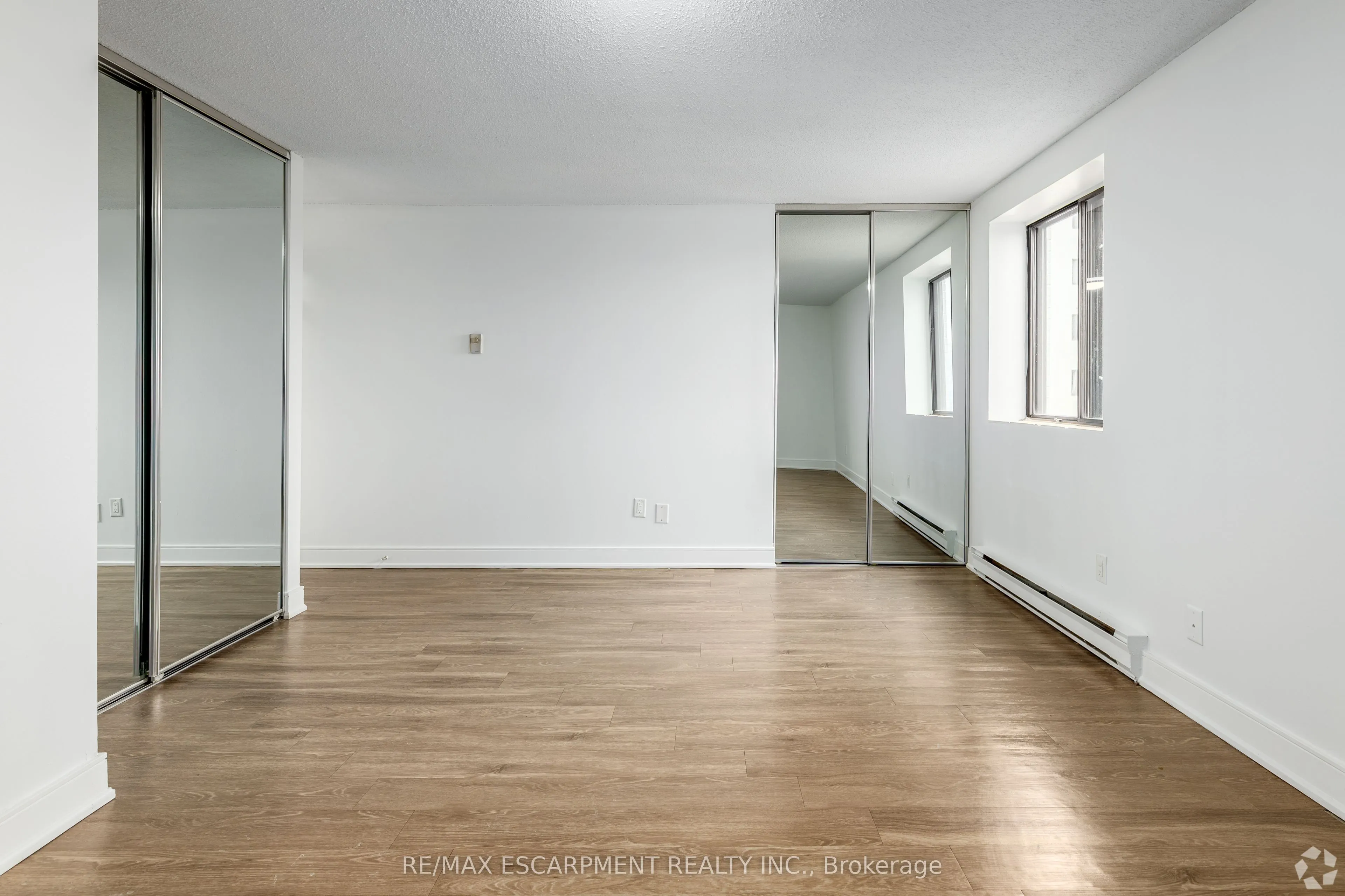 565 Belmont Avenue W #0033