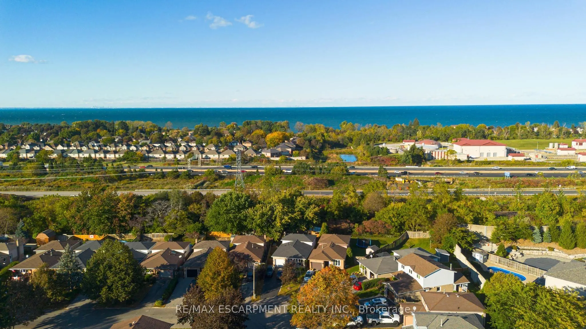 6 SANDRA Crescent