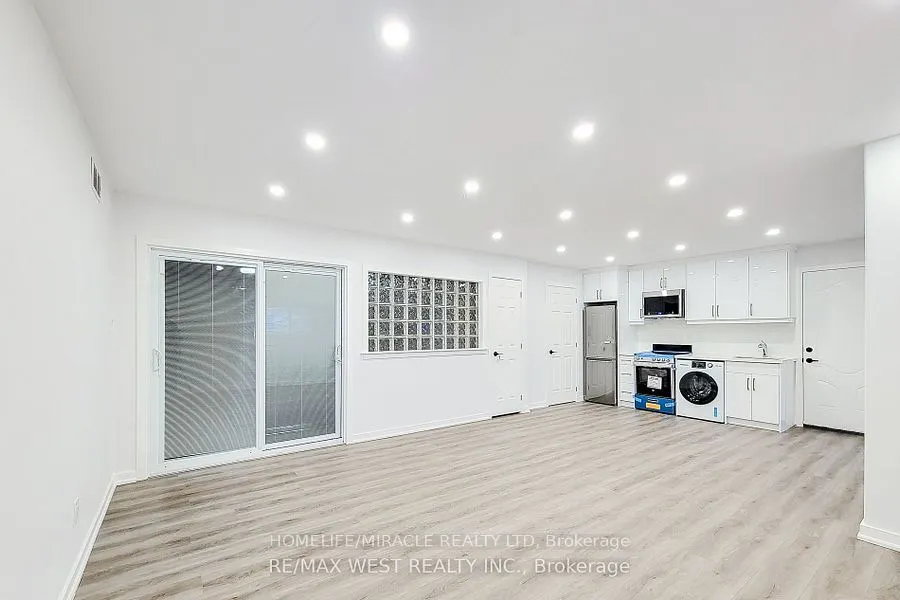 184 Beach Boulevard