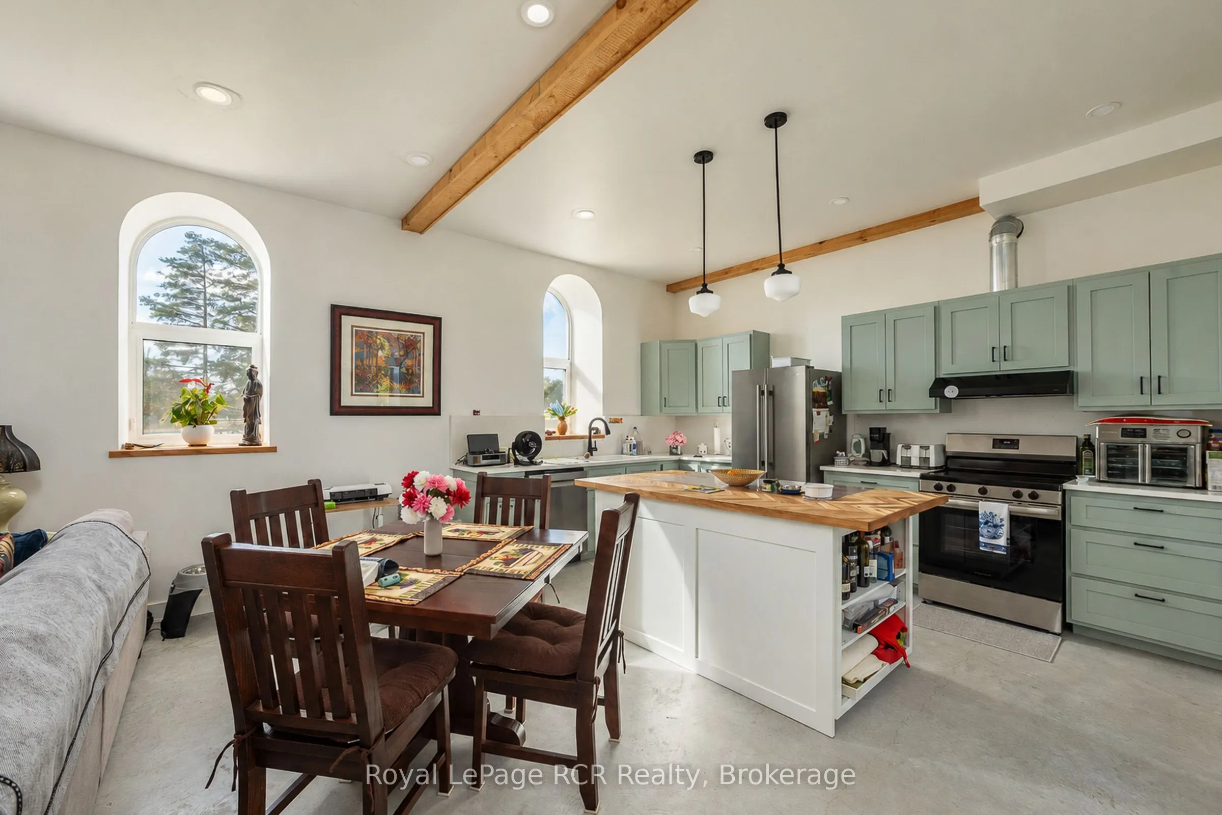 116190 Grey Road 3