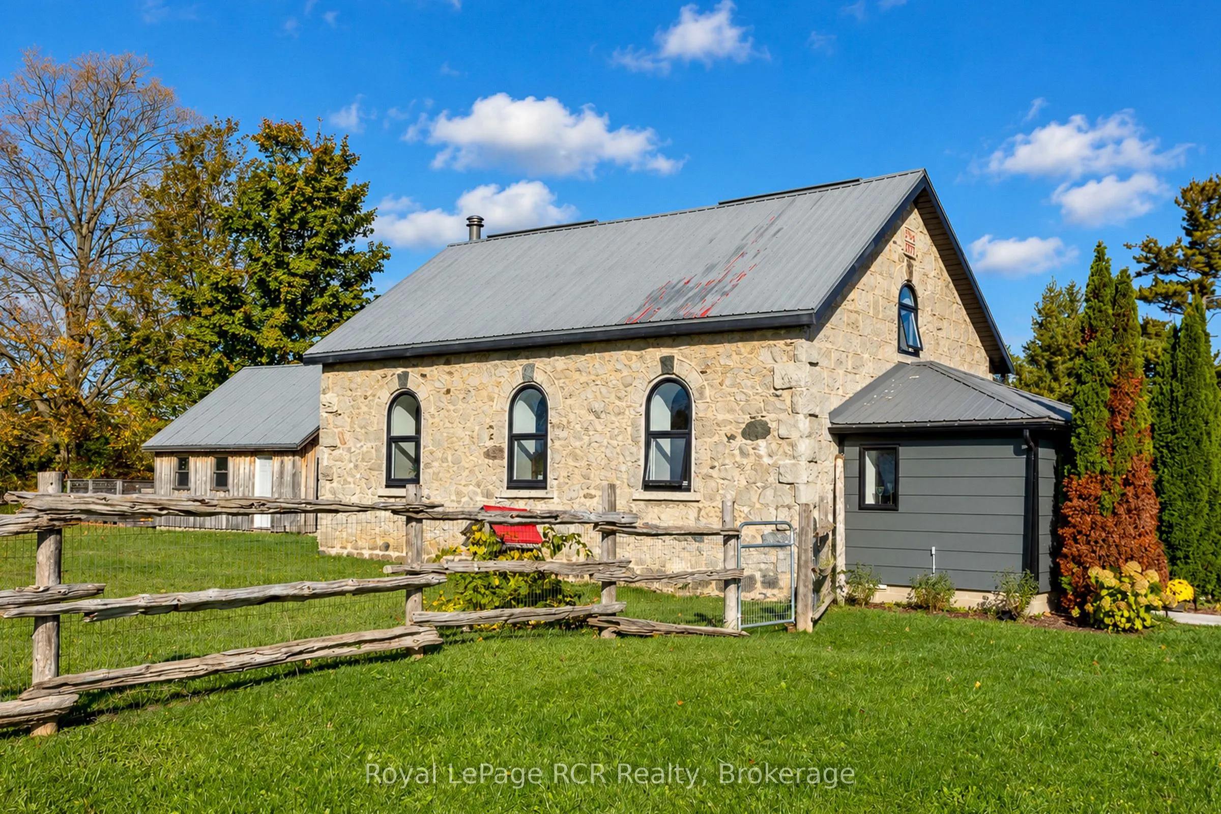 116190 Grey Road 3