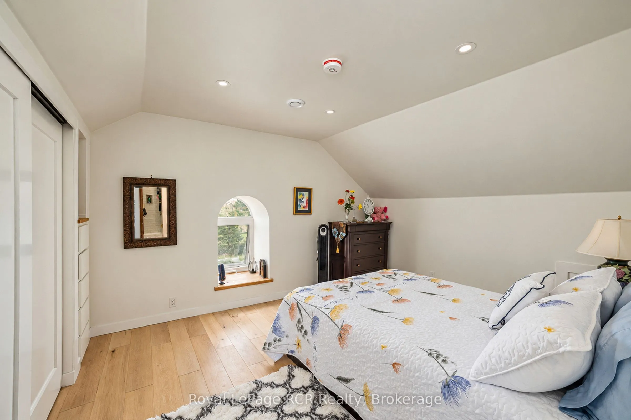 116190 Grey Road 3