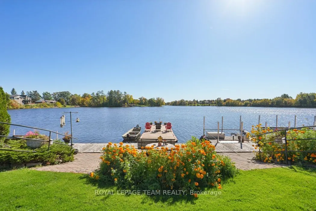 5050 Mowatview Court