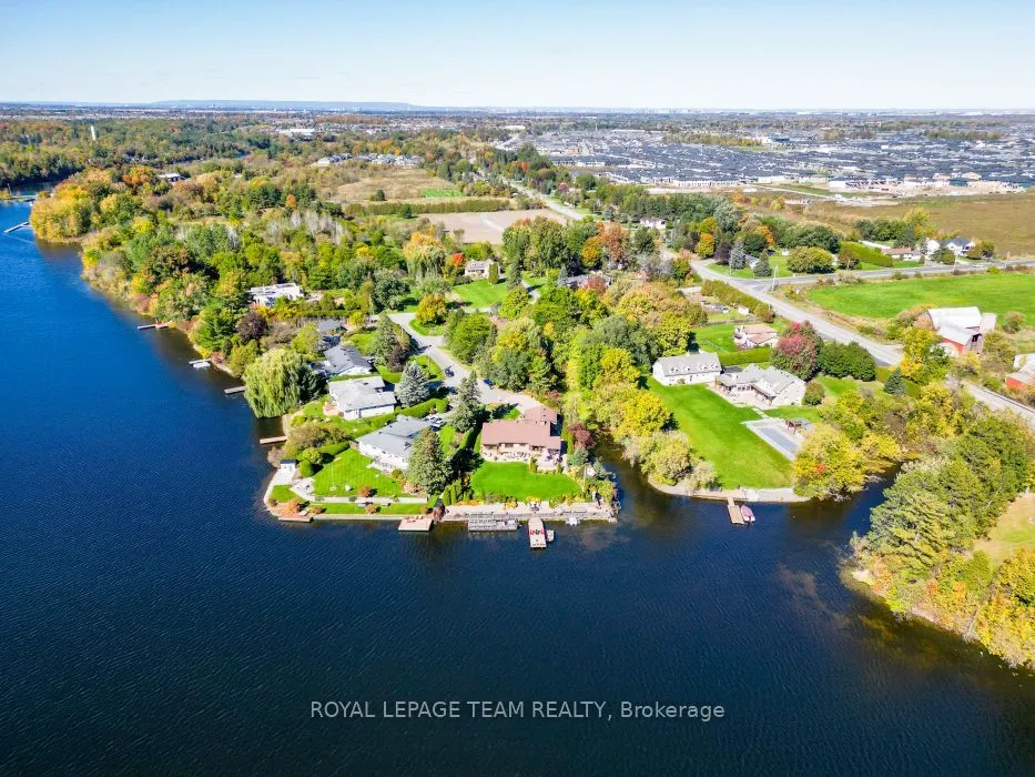 5050 Mowatview Court