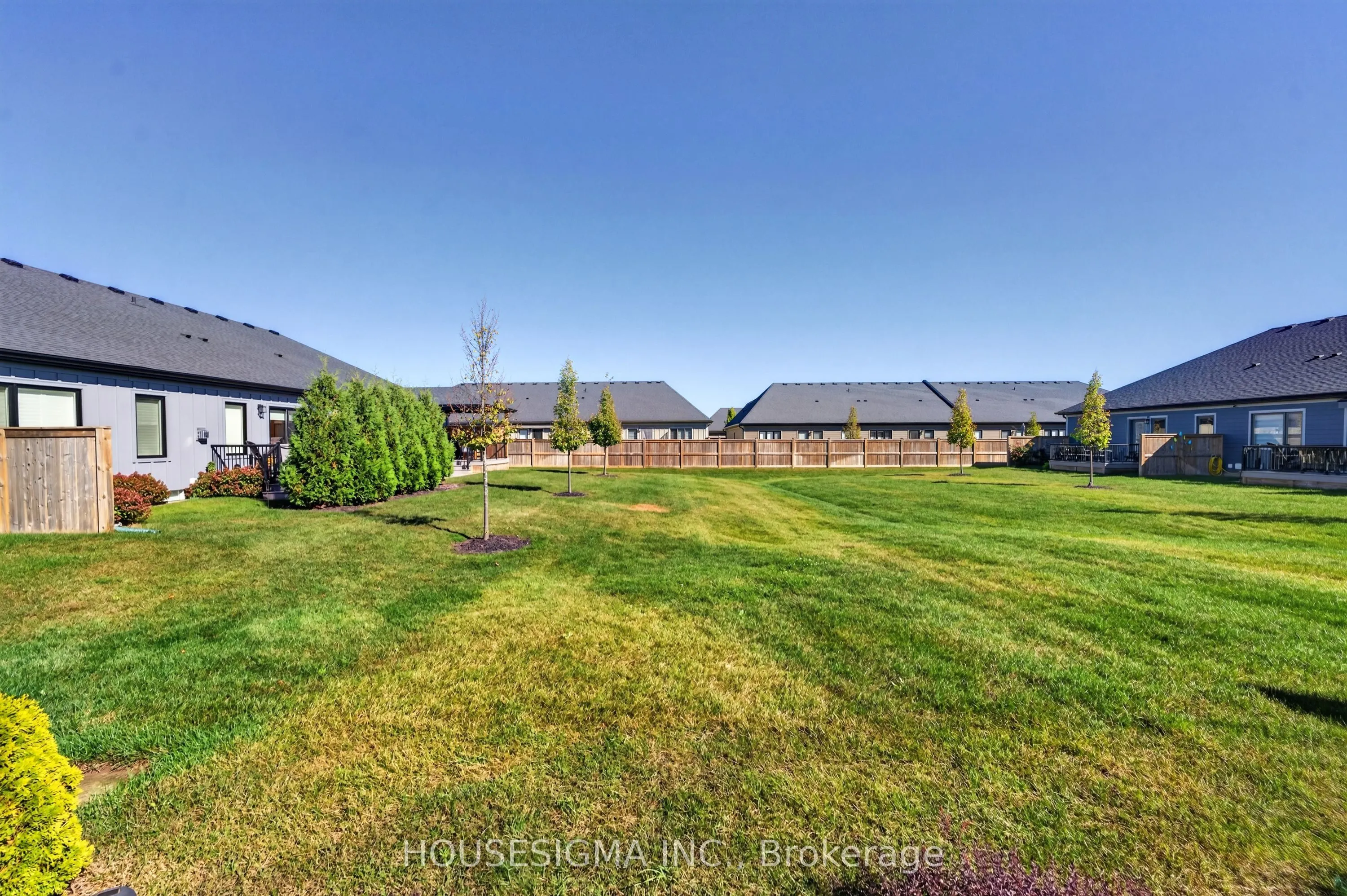 154 Port Robinson Road #11