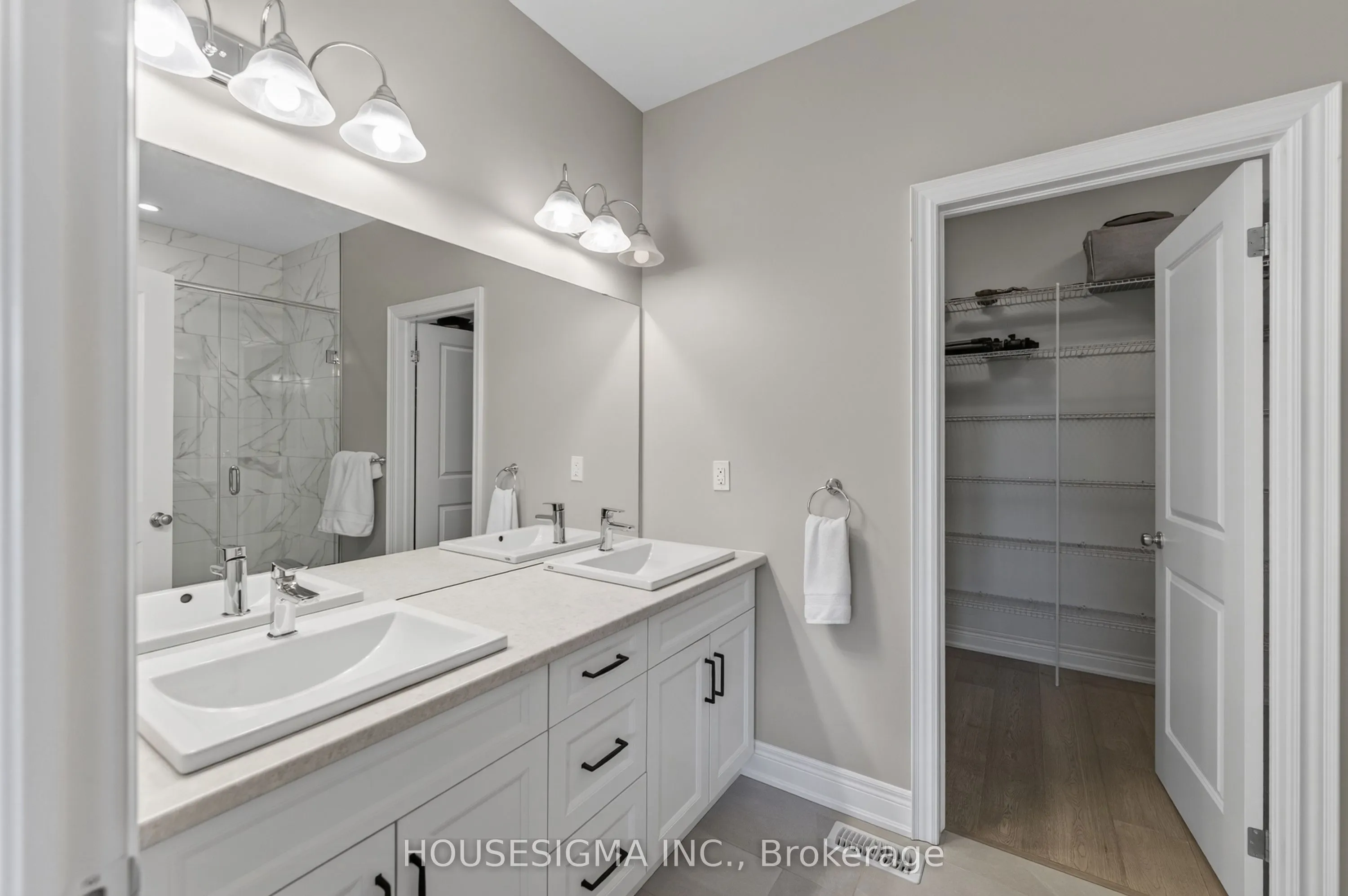 154 Port Robinson Road #11