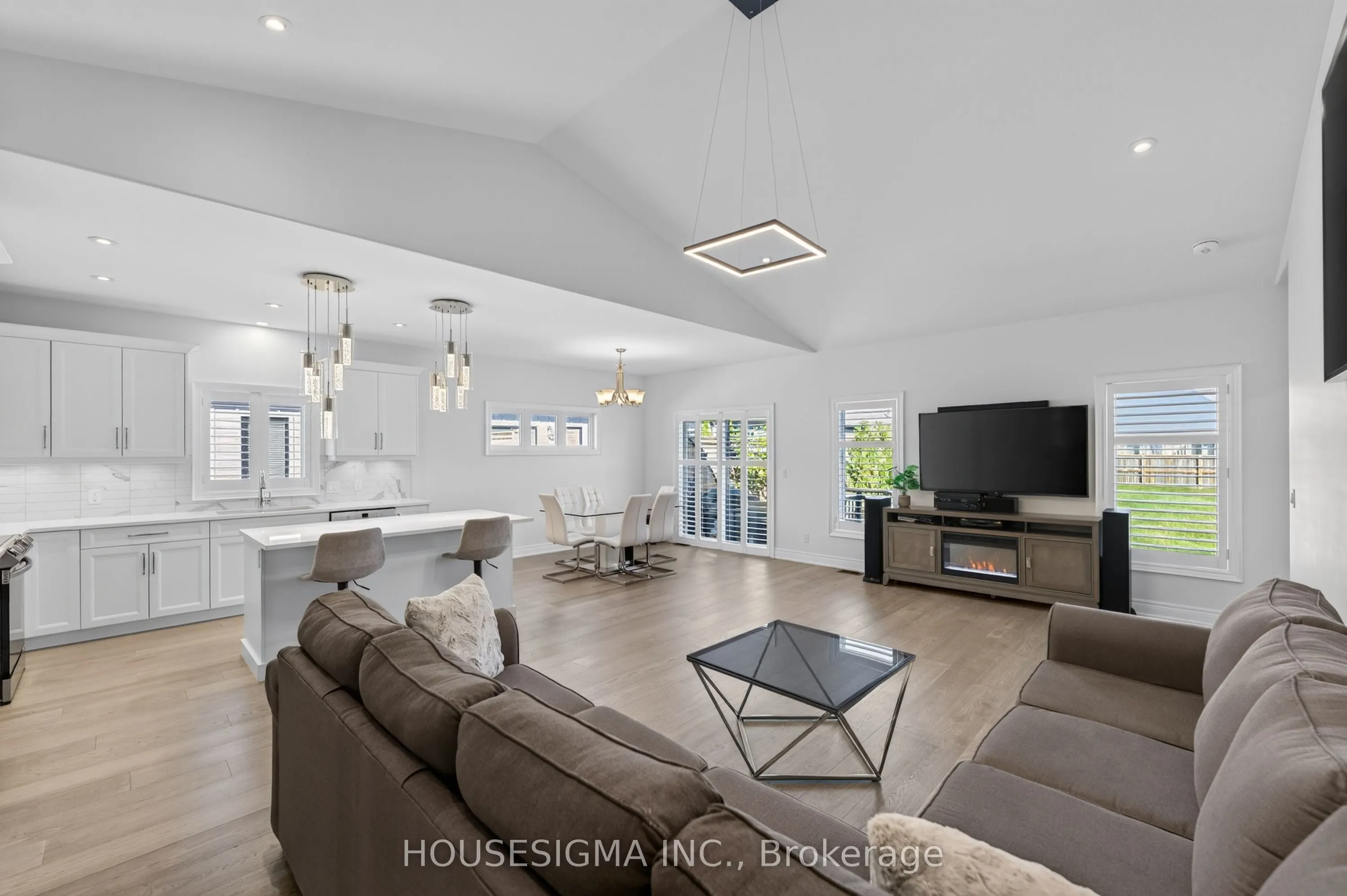 154 Port Robinson Road #11