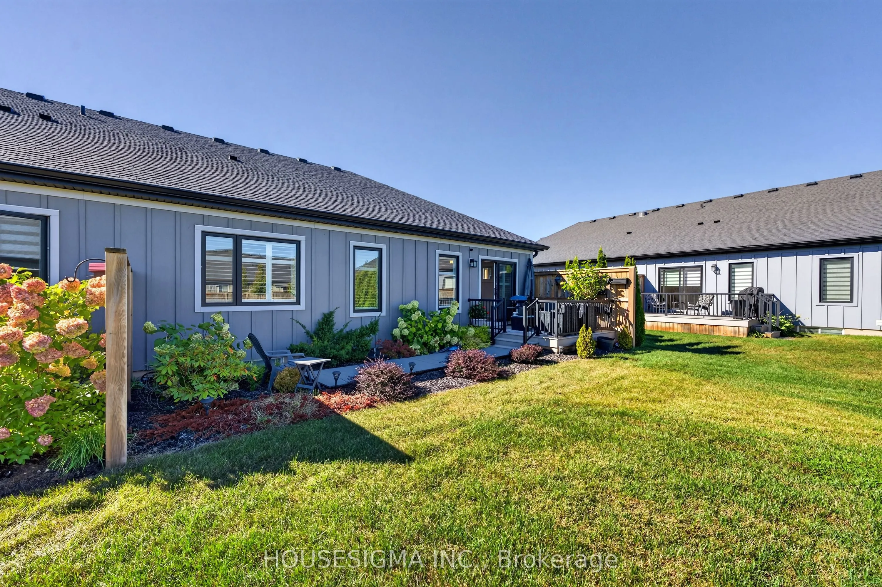 154 Port Robinson Road #11
