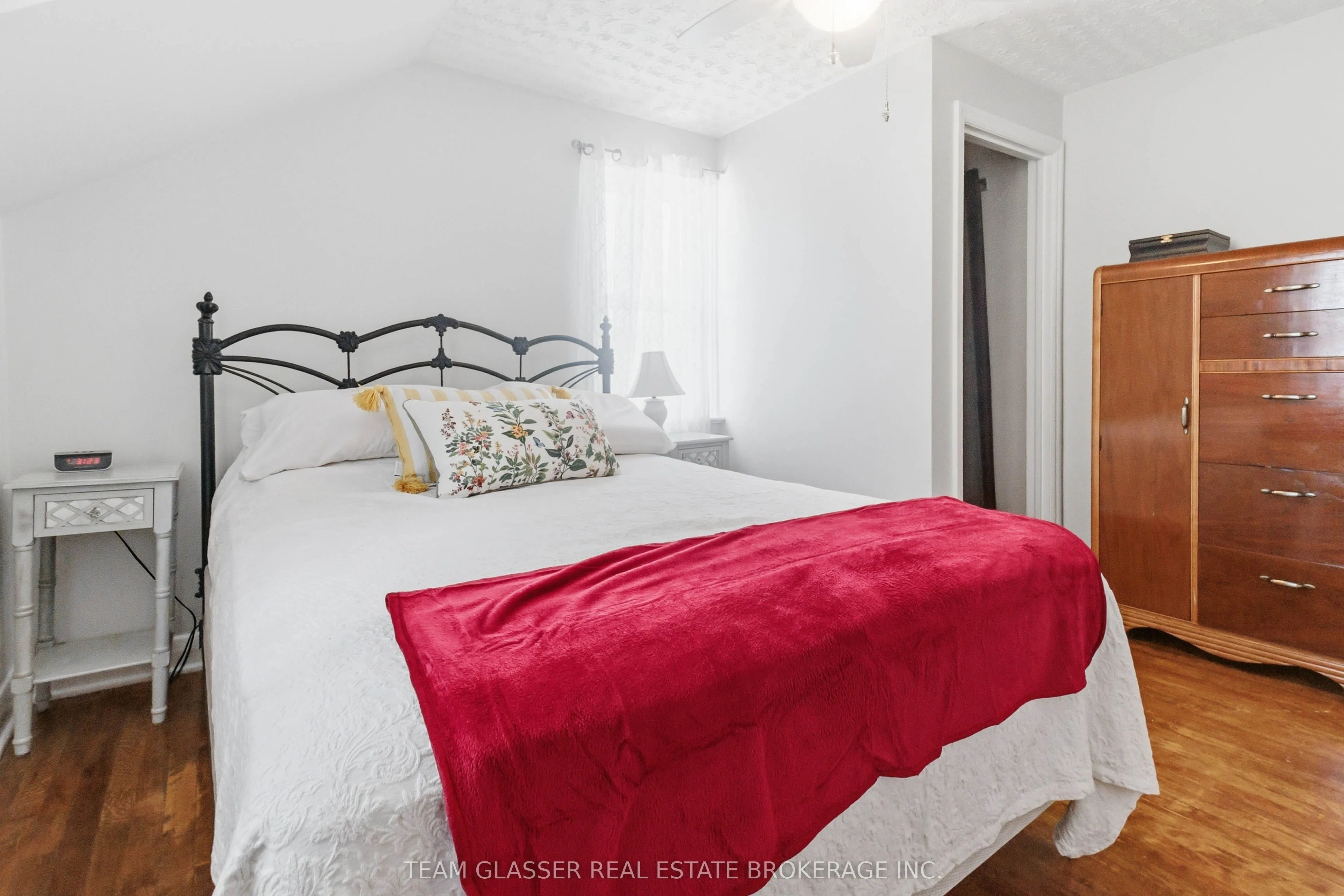 27 DENGATE Crescent