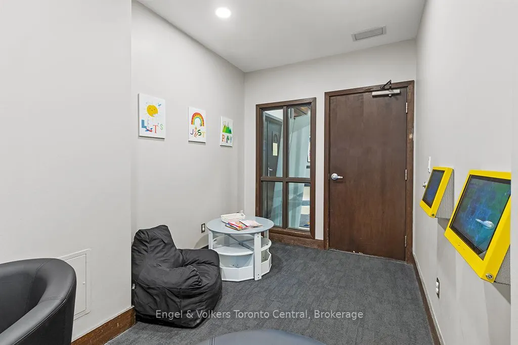190 Jozo Weider Boulevard #412