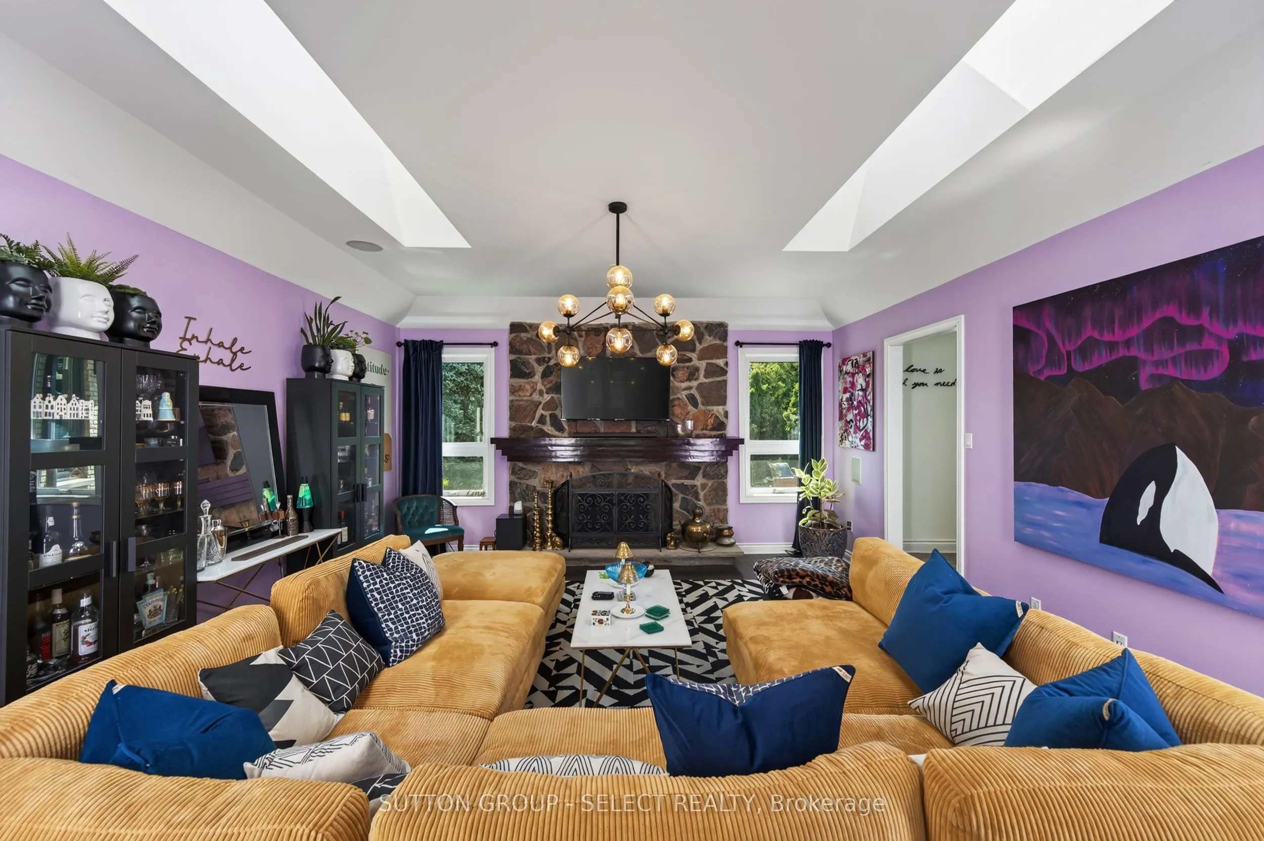 768 Franklinway Crescent
