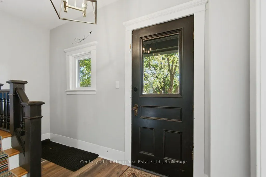 320 Grand Road