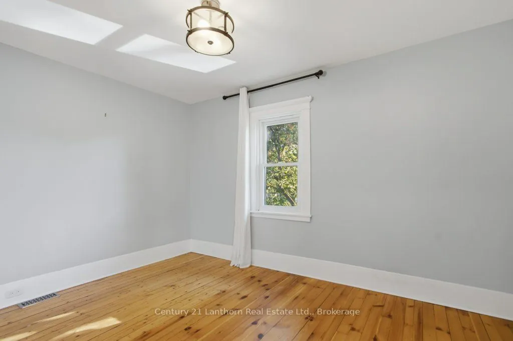 320 Grand Road