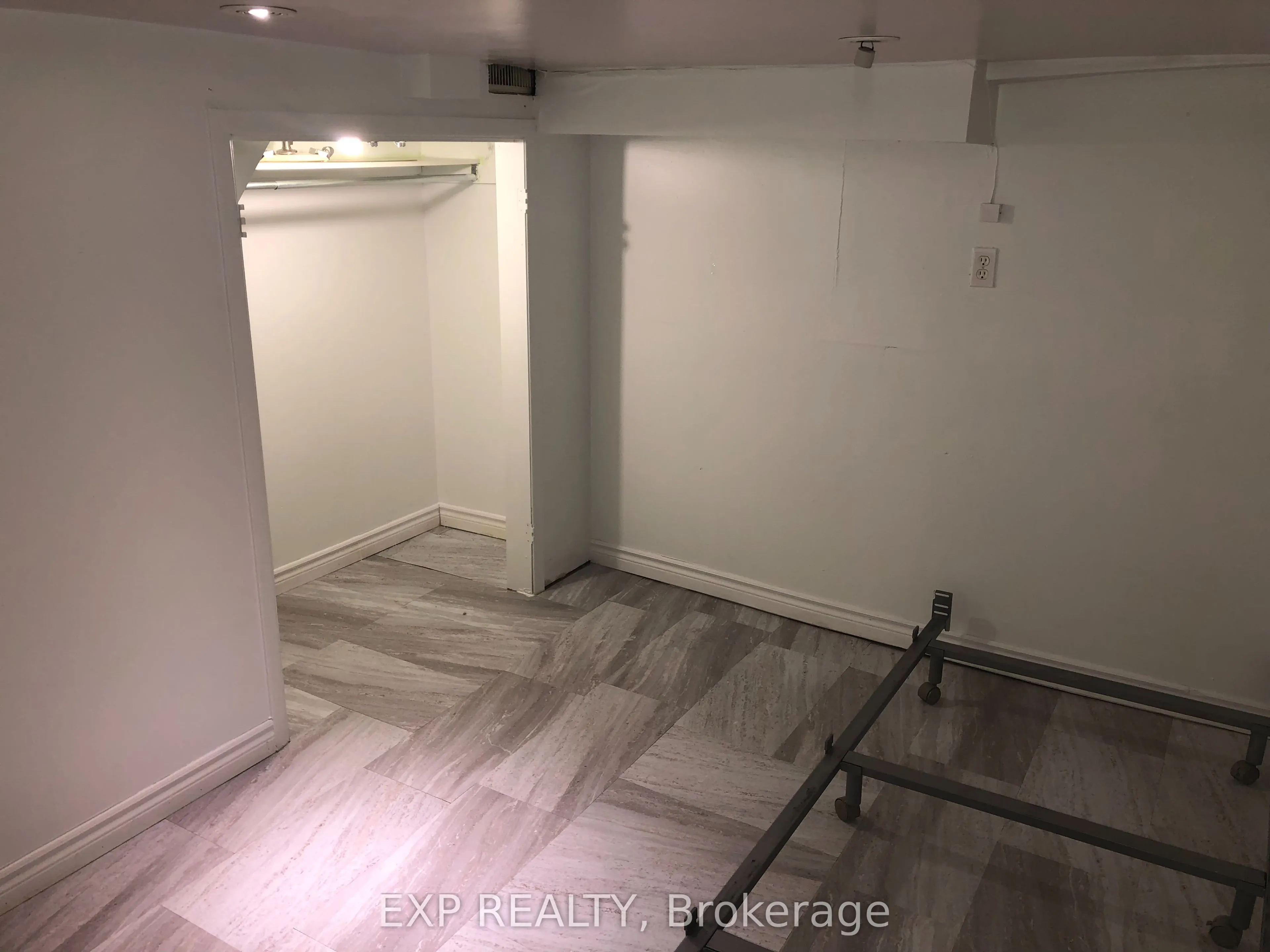 81 Holmes Avenue