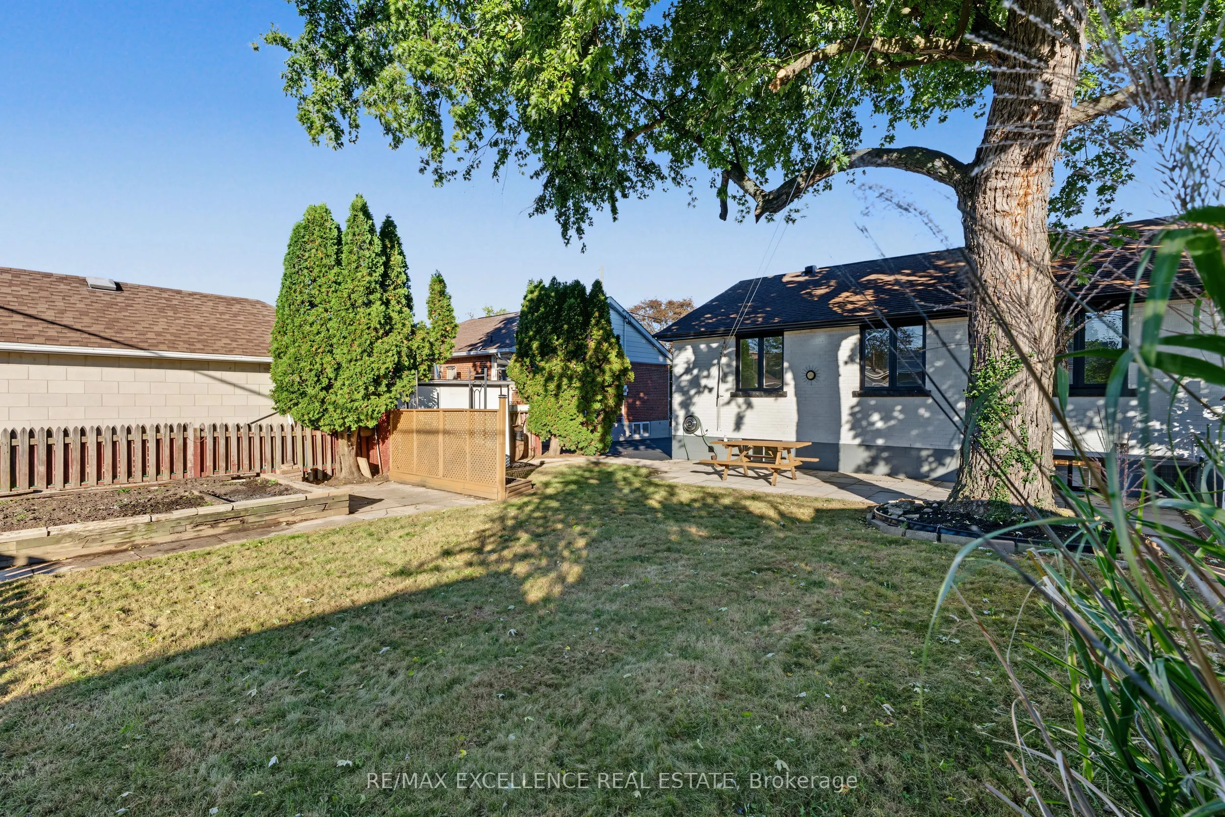 98 Wise Crescent