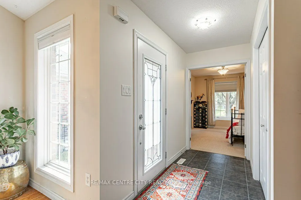 464 Commissioners Road W #51