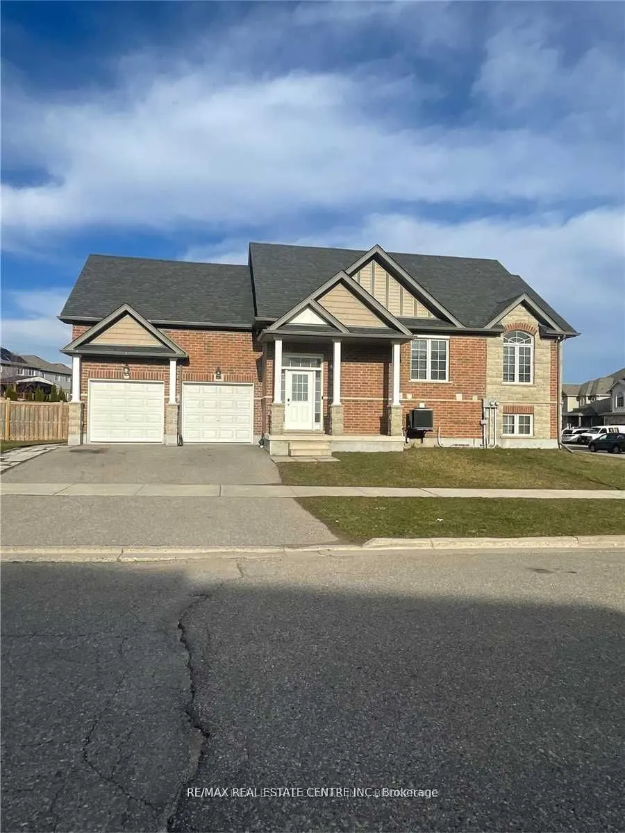 196 Woodbine Avenue #A