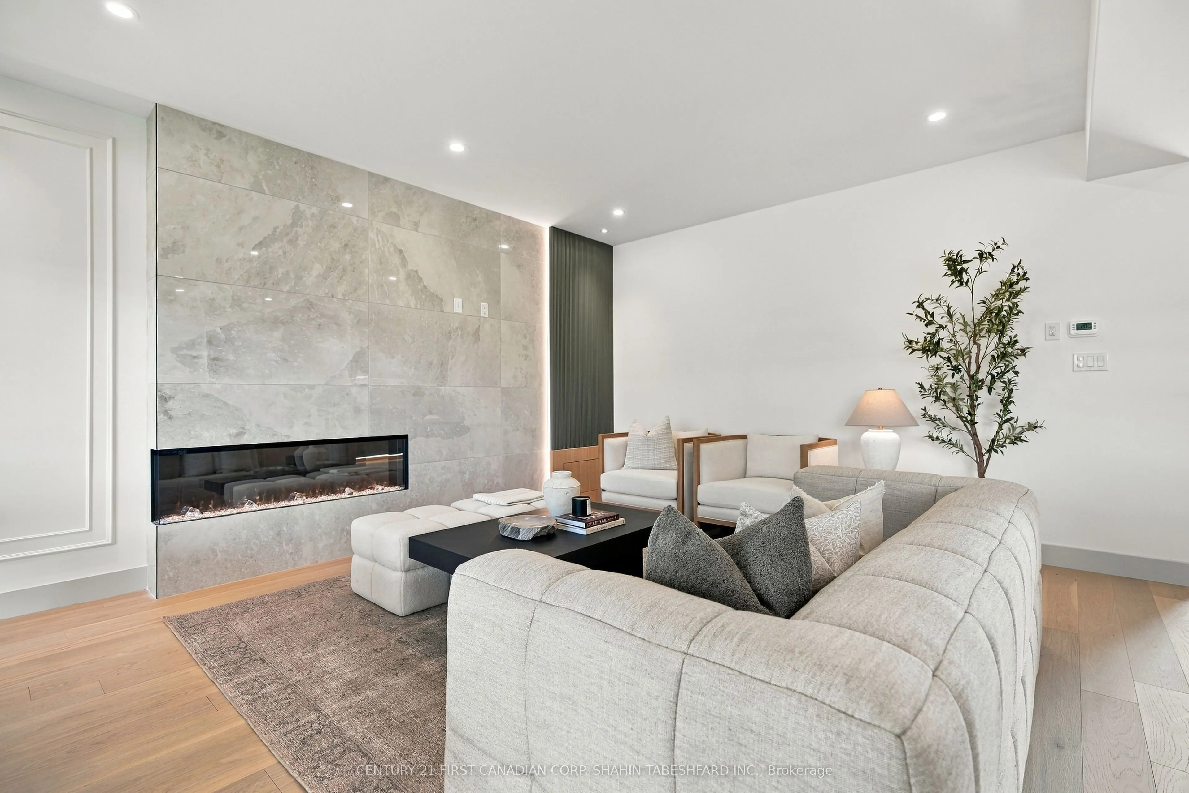 216 Knott Drive