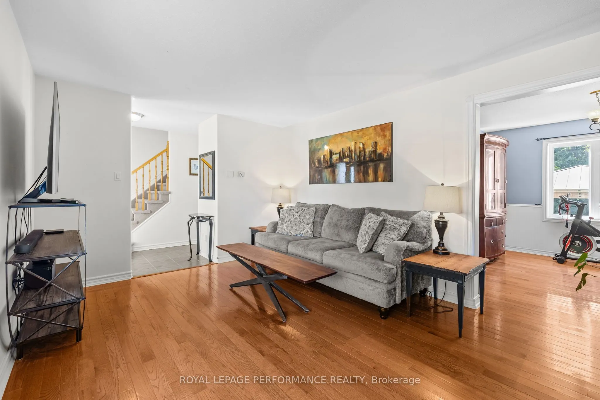 407 Centenaire Street