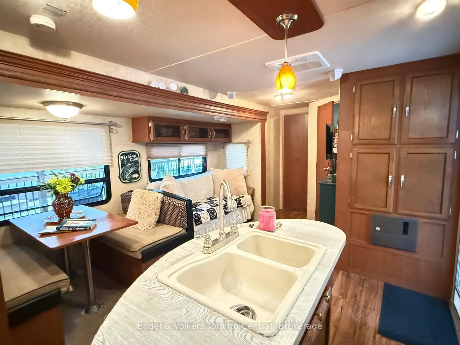 7489 SIDEROAD 5 E #C 8