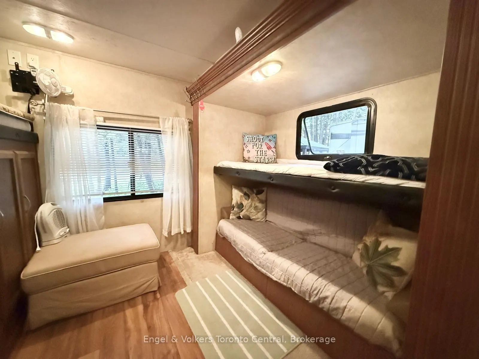 7489 SIDEROAD 5 E #C 8