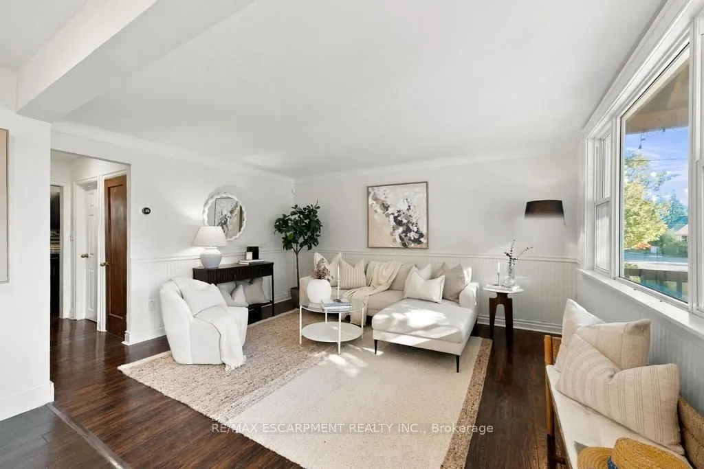 284 East 21st Street