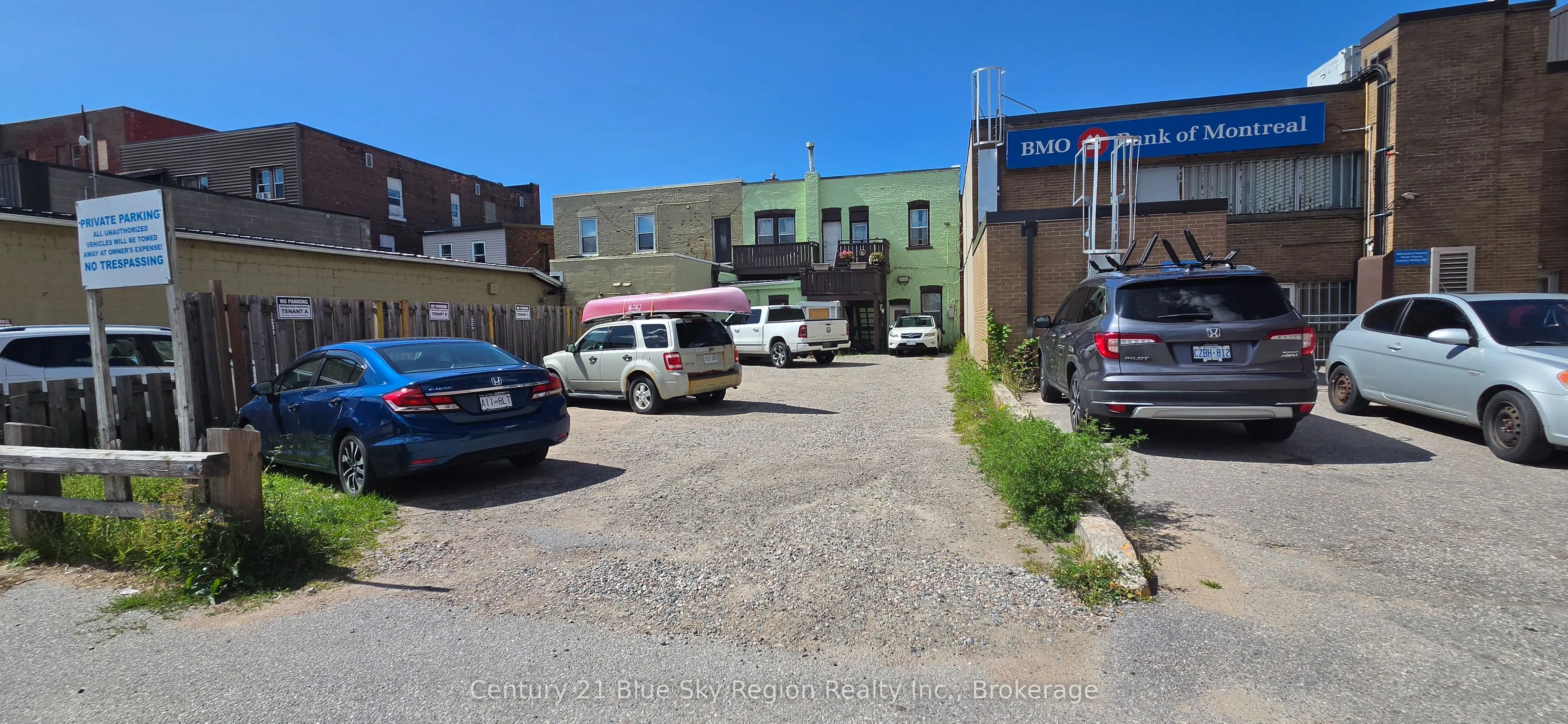 160-164 MAIN Street E