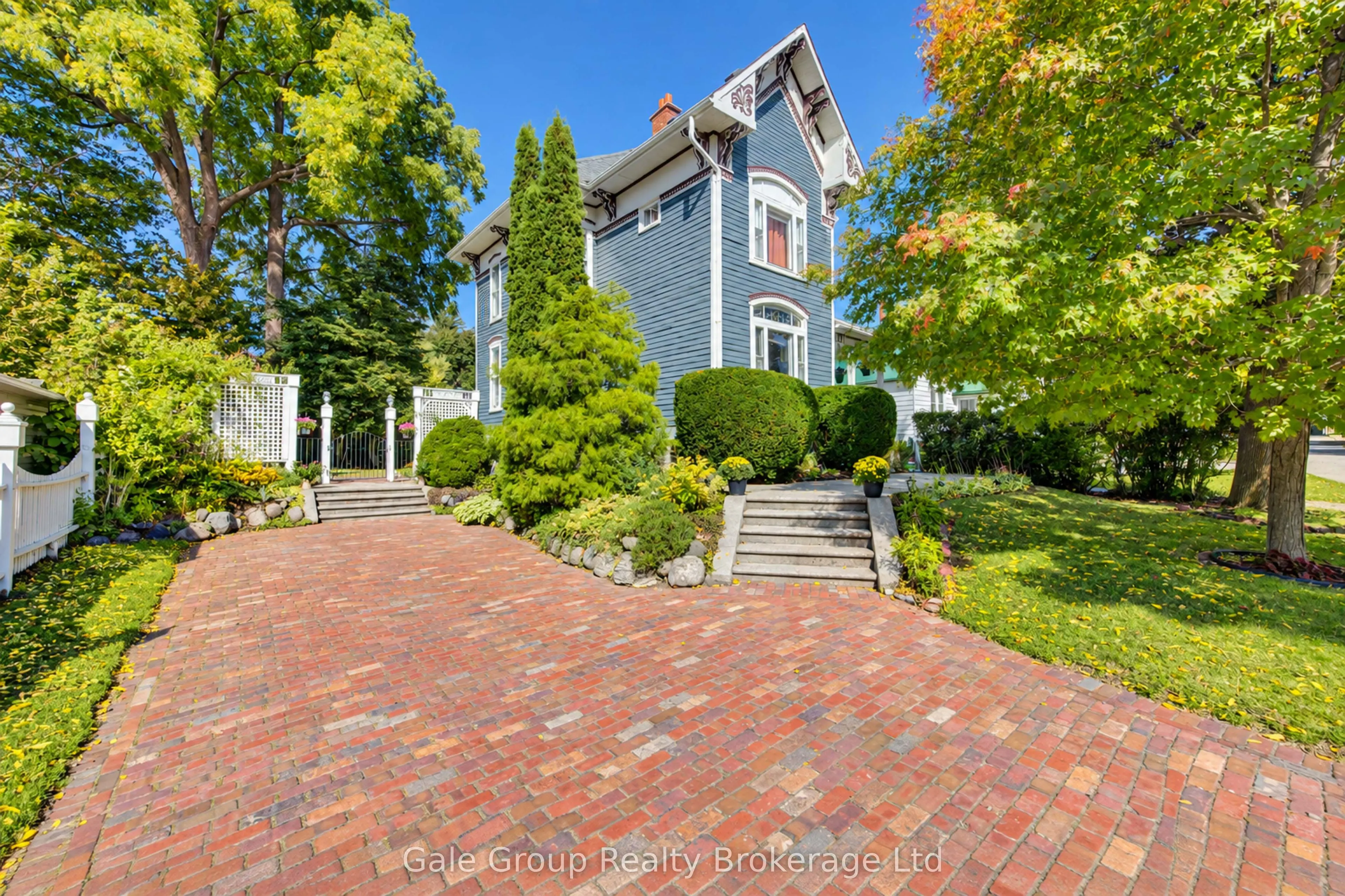 551 Grant Street